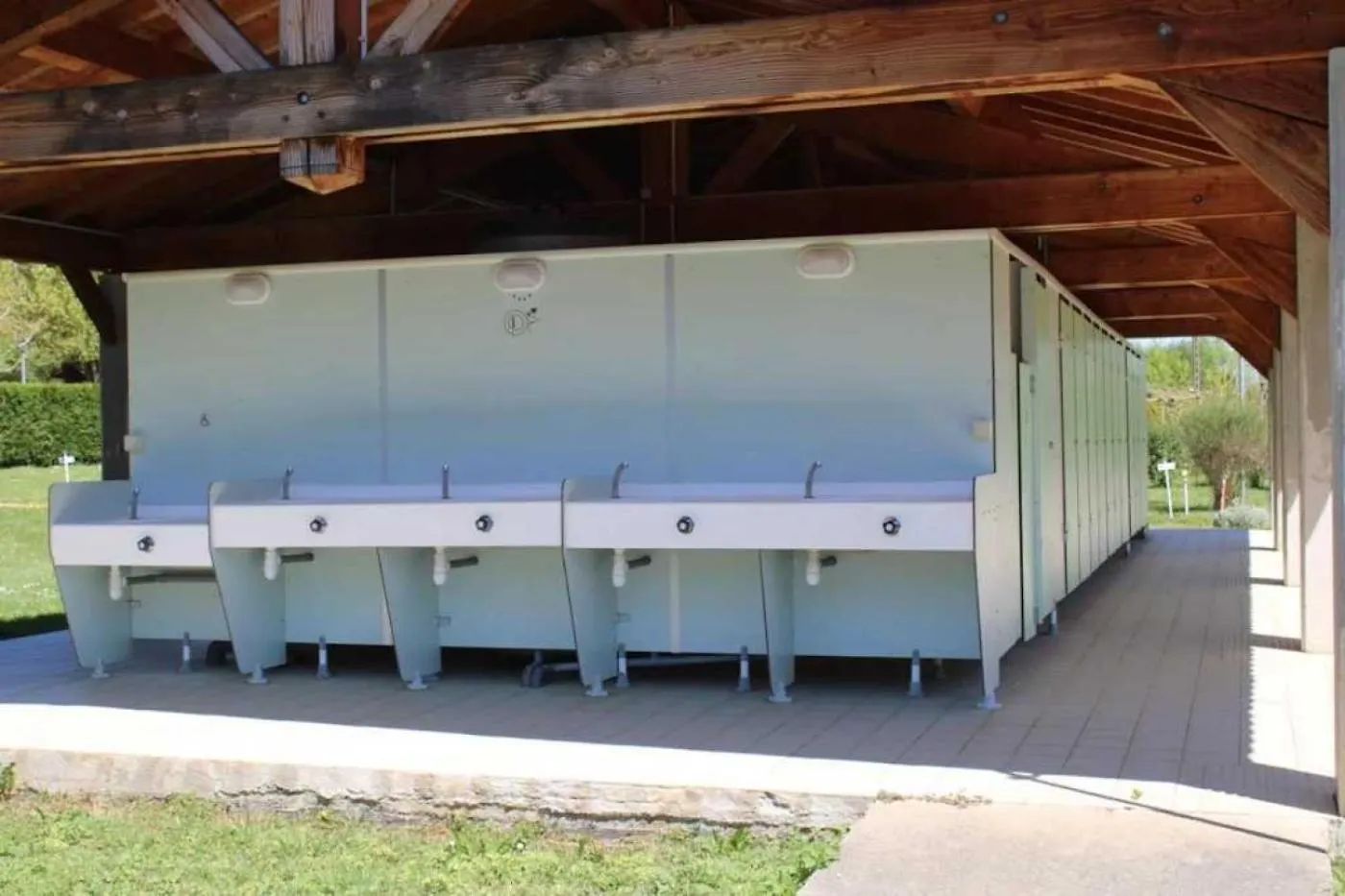 营地 Camping 3 Etoiles - Piscine - Eehgef Castelnau-Picampeau