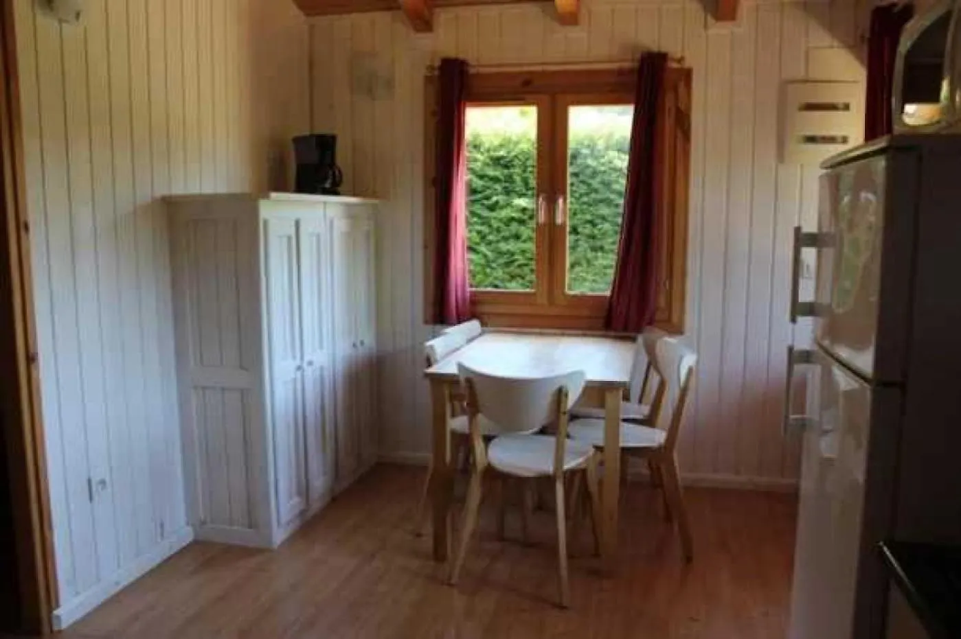 Camping 3 Etoiles - Piscine - Eehgef Castelnau-Picampeau 营地