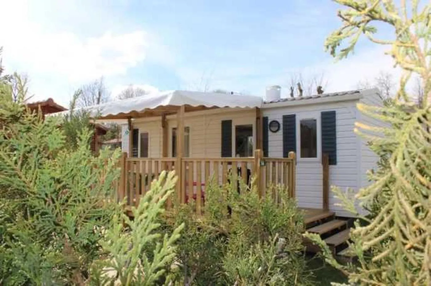 Camping 3 Etoiles - Piscine - Eehgef Castelnau-Picampeau 营地